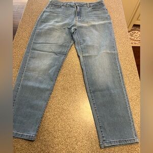 Time and Tru Light Blue Straight Women's Jeans